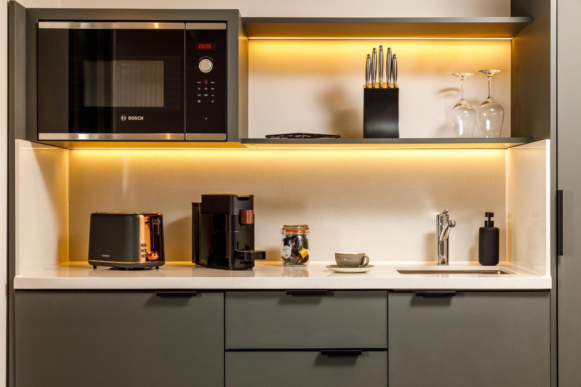Southgate Hotel London East Barnet 외부 사진