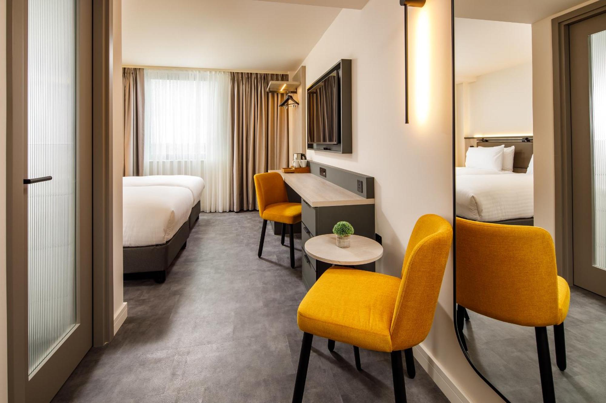 Southgate Hotel London East Barnet 외부 사진